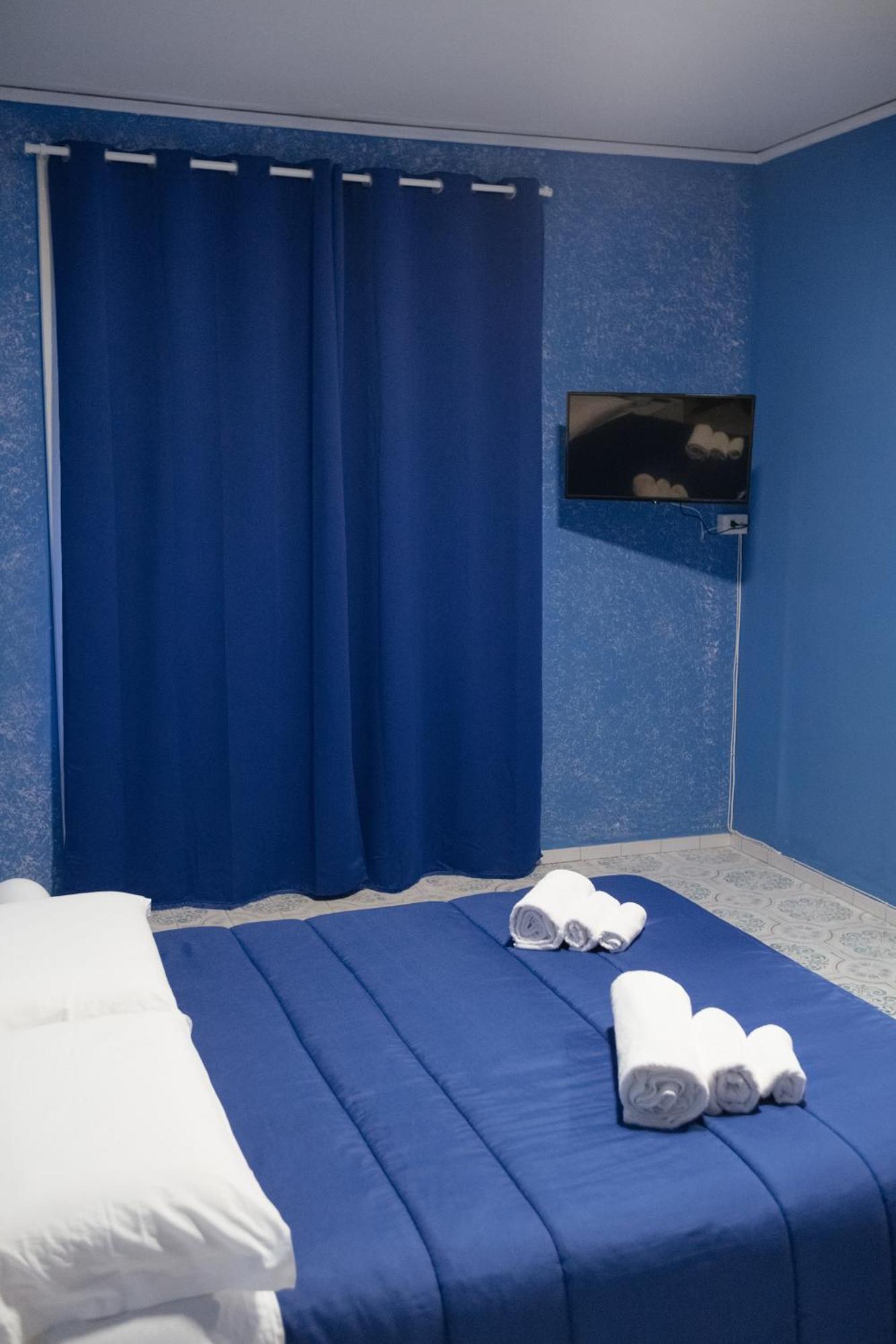 Domus Aurea Relax Room Salerno Exterior photo