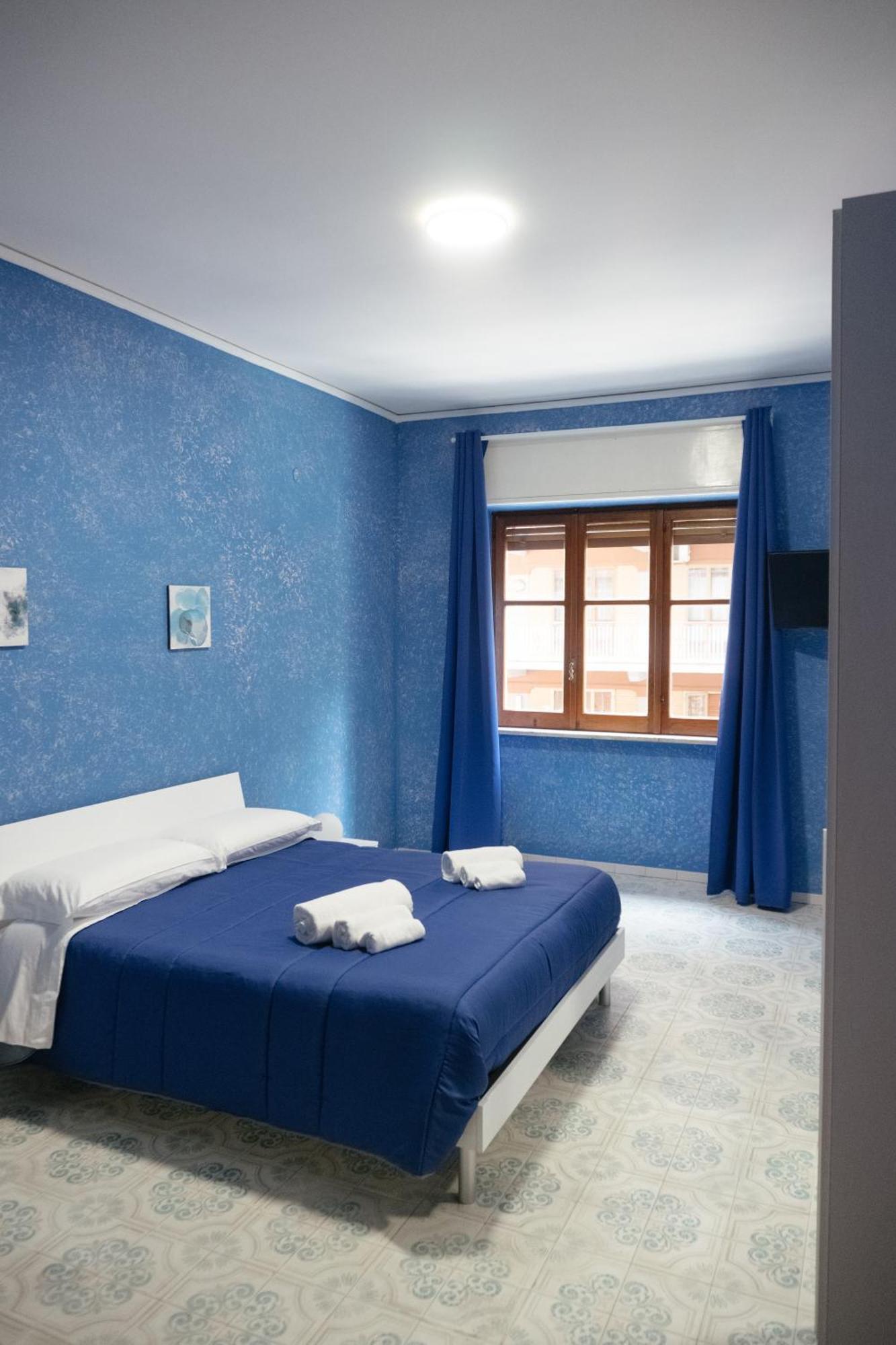 Domus Aurea Relax Room Salerno Exterior photo